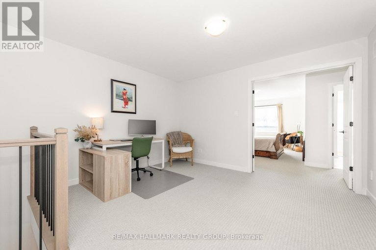 29405995/2260-copperhead-street/mer-bleuebradley-estatesanderson-park/ottawa/ontario/K1W4W6_22