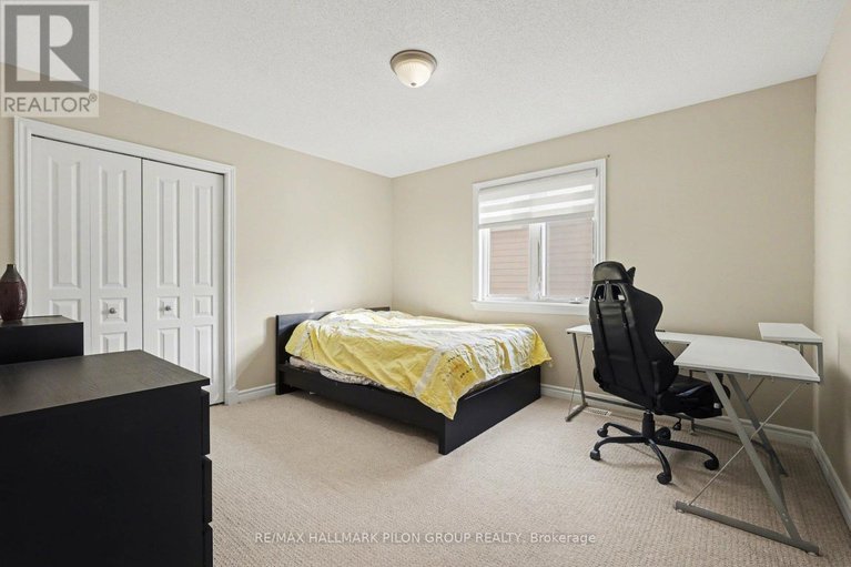 29373643/845-contour-street/mer-bleuebradley-estatesanderson-park/ottawa/ontario/K1W0G6_17