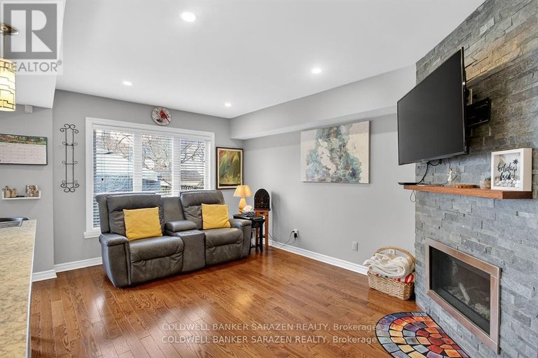 29663237/43-daventry-crescent/longfields/ottawa/ontario/K2J4N6_11