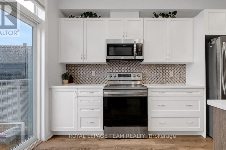 29611394/520-aglish-mews/half-moon-bay/ottawa/ontario/K2J6Y2_16