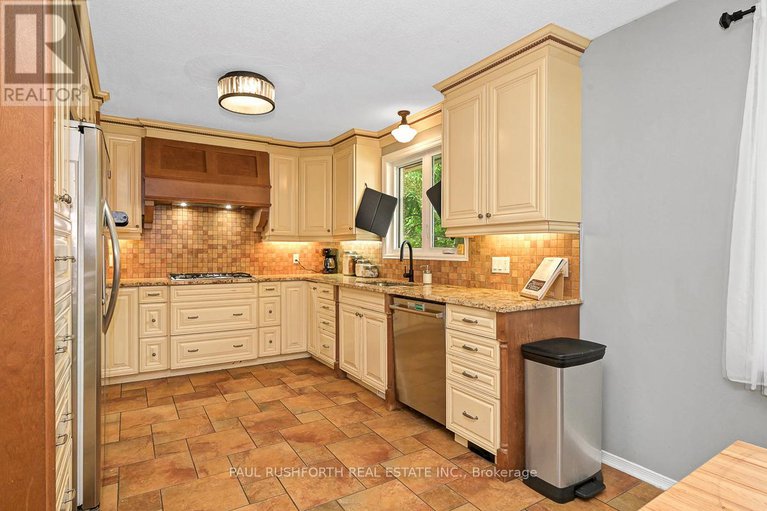 28611184/1700-saint-laurent-street/town-of-rockland/clarence-rockland/ontario/K4K1C2_10