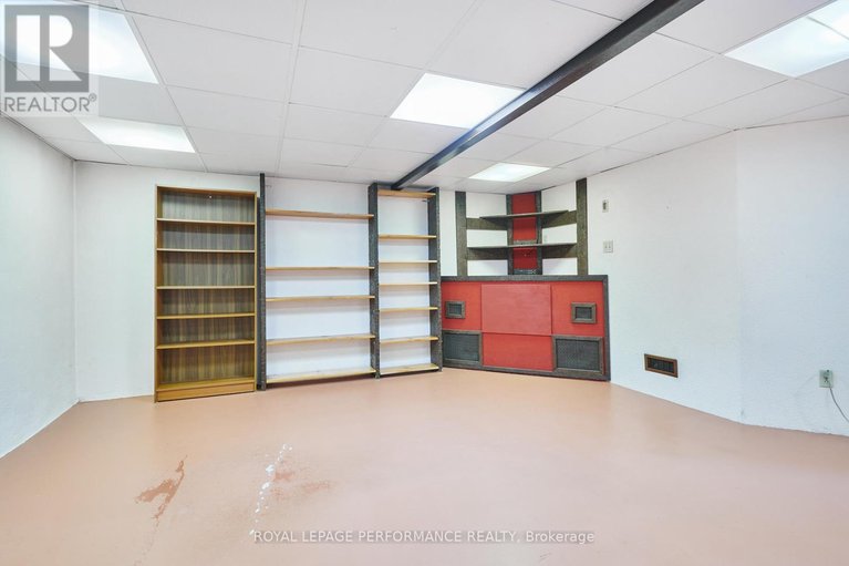 29663857/2166-bickerton-avenue/beacon-hill-north/ottawa/ontario/K1J6Y3_30