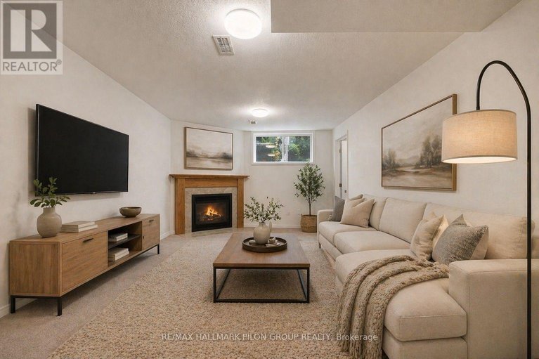 29660608/218-rolling-meadow-crescent/mer-bleuebradley-estatesanderson-park/ottawa/ontario/K1W0B1_17