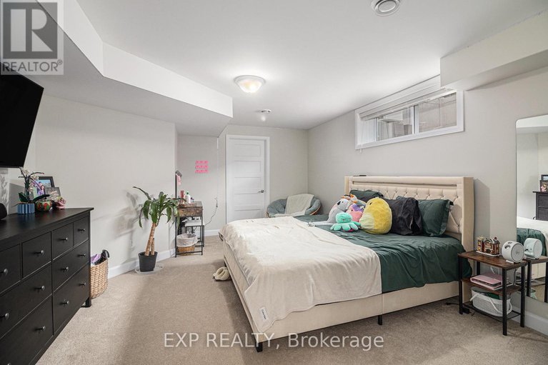 28752697/701-azure-street/russell-twp/russell/ontario/K4R0E5_24