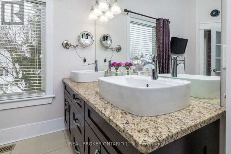 28546576/221-jensen-court/carp/ottawa/ontario/K0A1L0_29