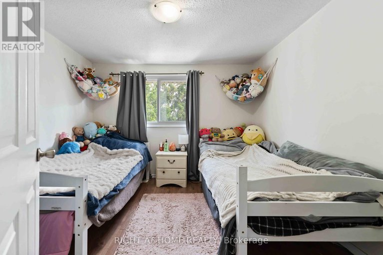 28730215/21-5-hadley-circle/bells-corners/ottawa/ontario/K2H6P1_13