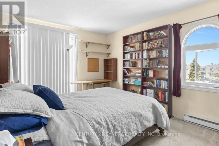 29677903/714-tanguay-court/katimavik/ottawa/ontario/K2L3X2_11