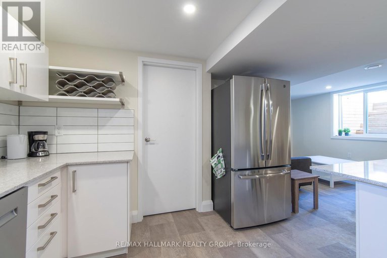 29441384/2160-lambeth-walk/parkway-park/ottawa/ontario/K2C1G1_34