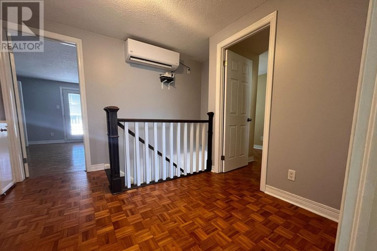 29658665/87-grady-crescent/sheahan-estatestrend-village/ottawa/ontario/K2H5S2_8