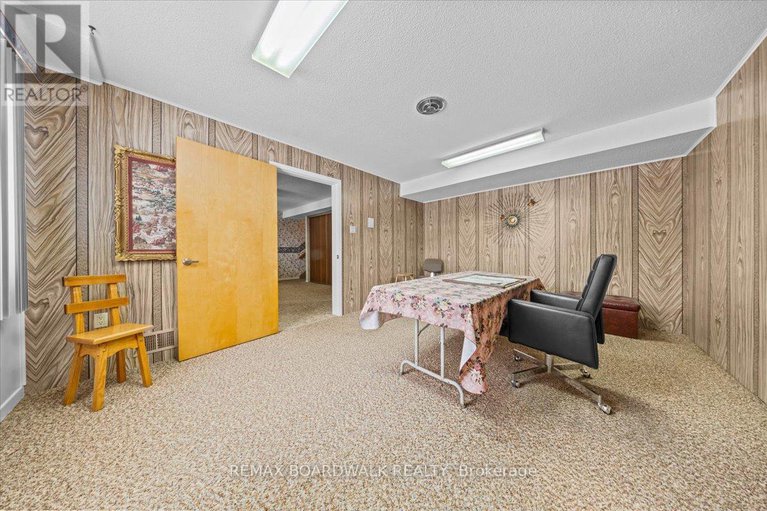 29358697/4547-carlsbad-lane/sarsfieldbearbrook/ottawa/ontario/K0A3H0_37