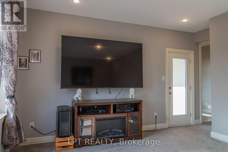 28846584/410-andalusian-crescent/emerald-meadowstrailwest/ottawa/ontario/K2V0E3_40