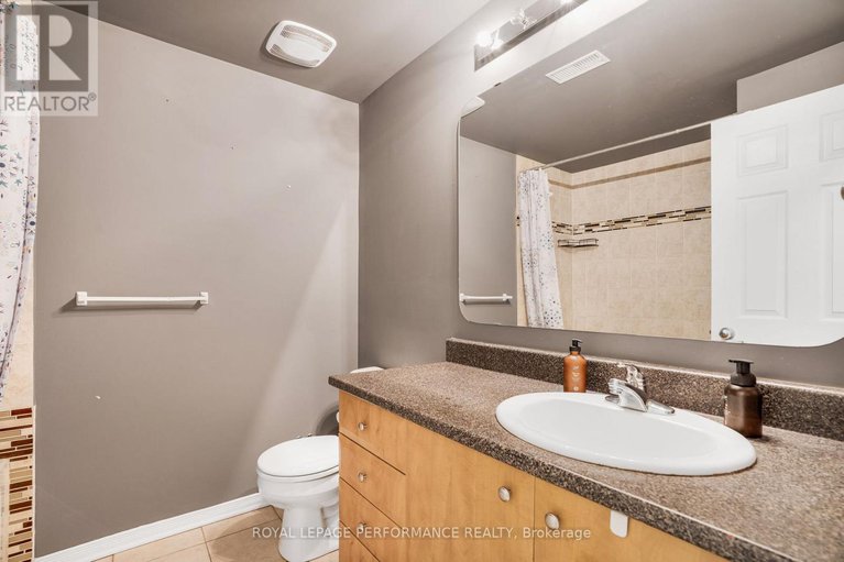 28606239/2-55-steele-park-private/cyrville/ottawa/ontario/K1J0J2_22
