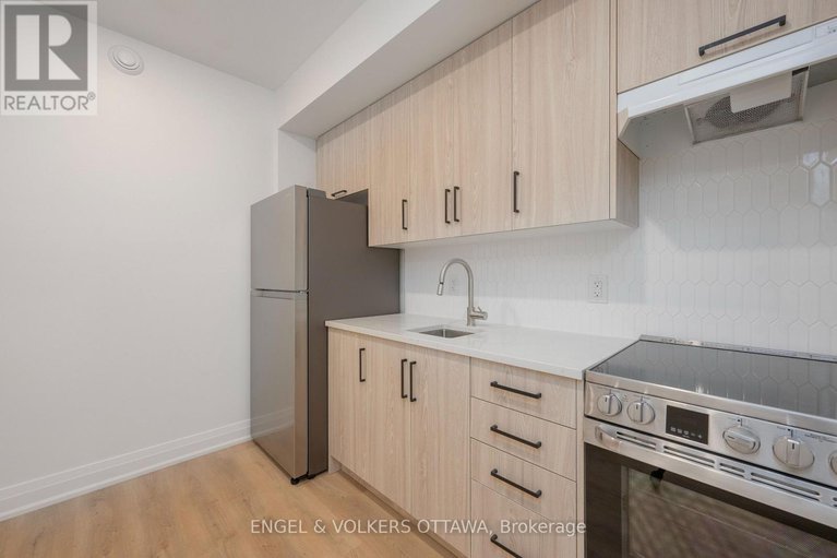 28265491/a-75-granton-avenue/meadowlandsst-claire-gardens/ottawa/ontario/K2G1W9_36