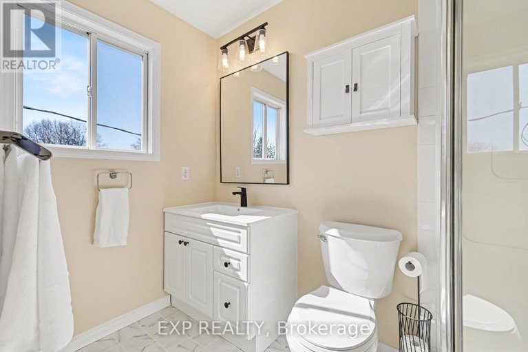 29666141/8-barnaby-private/overbrookcastle-heights/ottawa/ontario/K1K4S4_26