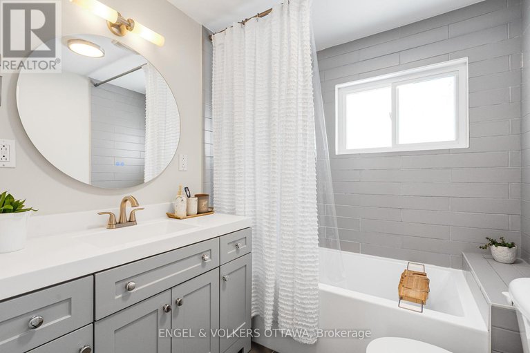 29414753/2707-marie-street/britannia/ottawa/ontario/K2B7E3_19