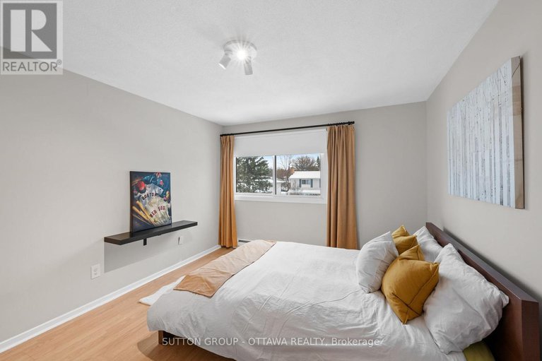 29110852/b-3-banner-road/sheahan-estatestrend-village/ottawa/ontario/K2H8T3_28