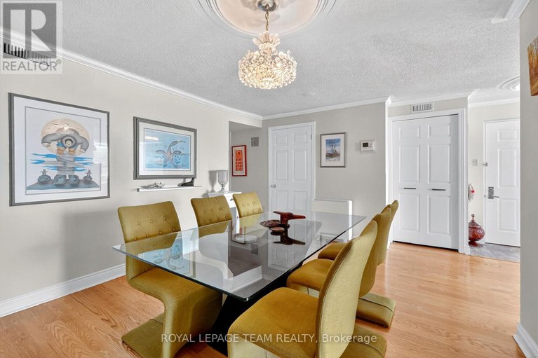 29088435/5-frank-street/ottawa-centregolden-triangle/ottawa/ontario/K2P0W8_24