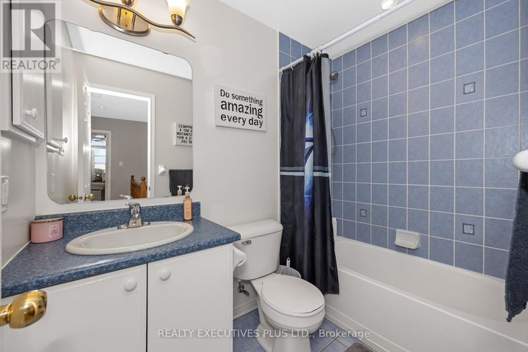 28498185/341-jasper-crescent/town-of-rockland/clarence-rockland/ontario/K4K0C9_22