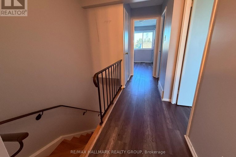 29677265/2912-fairlea-crescent/heron-gateindustrial-park/ottawa/ontario/K1V8T7_8