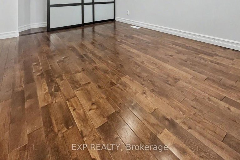 29640577/4218-owl-valley-drive/riverside-southgloucester-glen/ottawa/ontario/K1V1L7_14