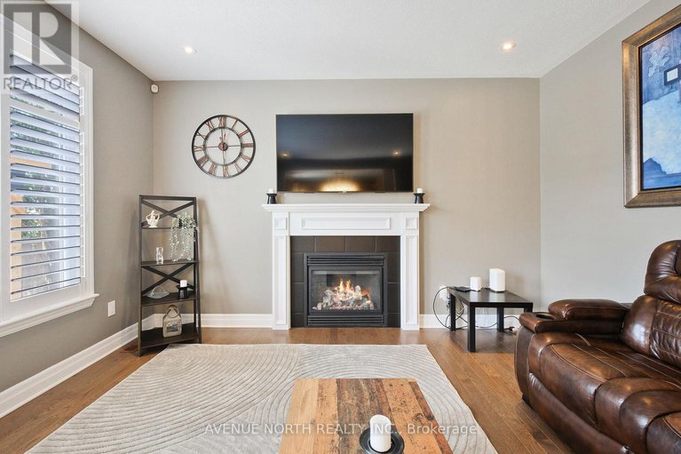 28583640/332-andalusian-crescent/emerald-meadowstrailwest/ottawa/ontario/K2V0C2_17