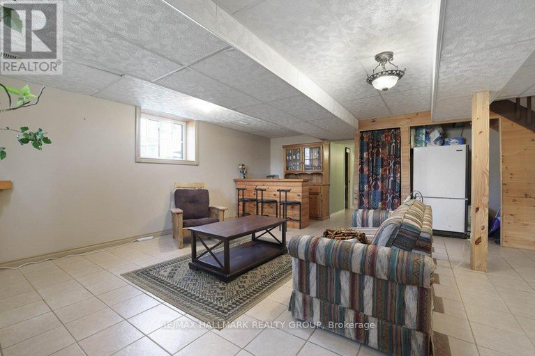 28208753/206-old-pakenham-road/fitzroy/ottawa/ontario/K0A1X0_30