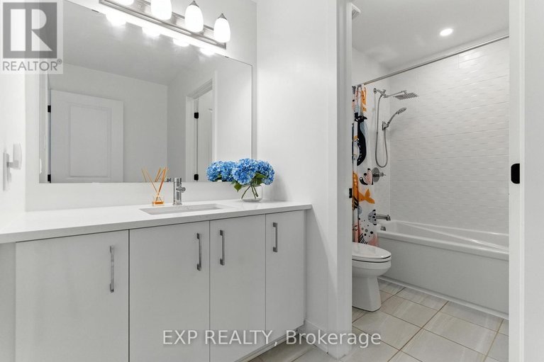 29614825/701-odyssey-way/leitrim/ottawa/ontario/K1T0V3_25