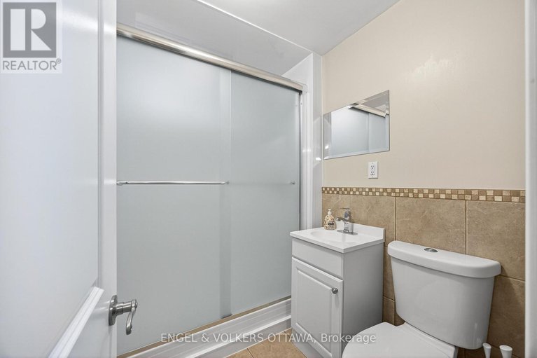28897770/1291-notting-hill-avenue/ellwood/ottawa/ontario/K1V6T5_31