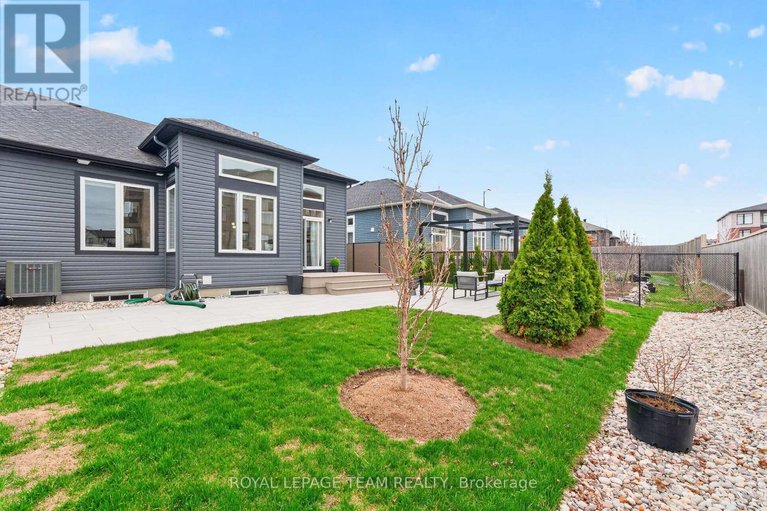 29677914/235-shinny-avenue/emerald-meadowstrailwest/ottawa/ontario/K2V0B9_42