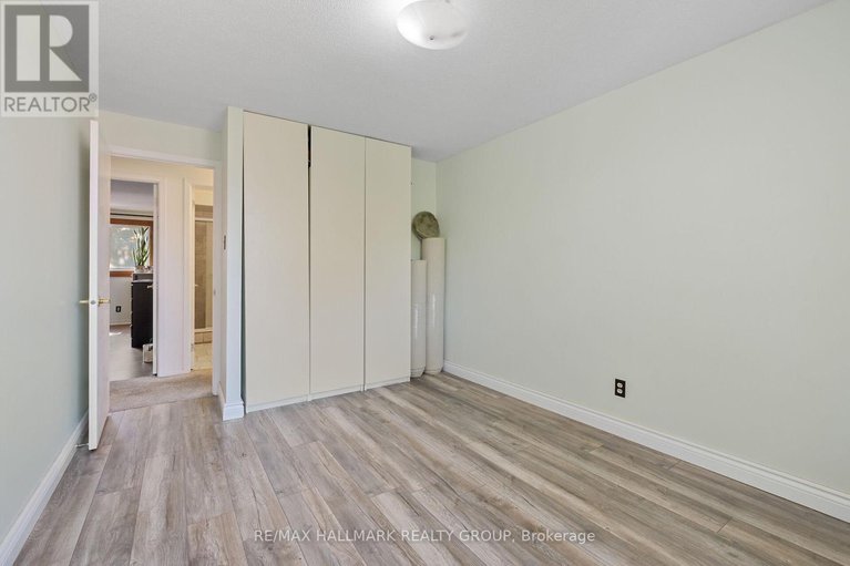 28678451/1089-barwell-avenue/fairfield-heights/ottawa/ontario/K2B8H4_21