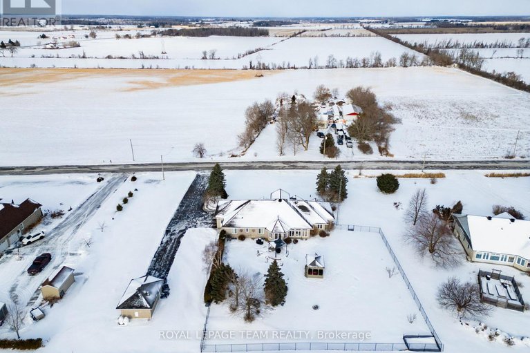 29213480/224-trudeau-crescent/russell-twp/russell/ontario/K4R1E5_49