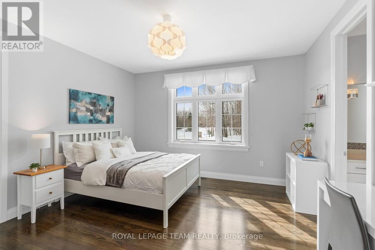 27997311/1140-meadowshire-way/manotick-east-to-manotick-station/ottawa/ontario/K4M0A4_27