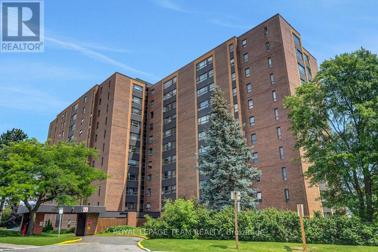 28601735/601-1356-meadowlands-drive-e/borden-farmstewart-farmcarleton-heightsparkwood-hills/ottawa/ontario/K2E6K6_1