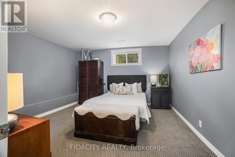 28851560/16-canadian-drive/remainder-of-stittsville-area/ottawa/ontario/K0A1B0_33