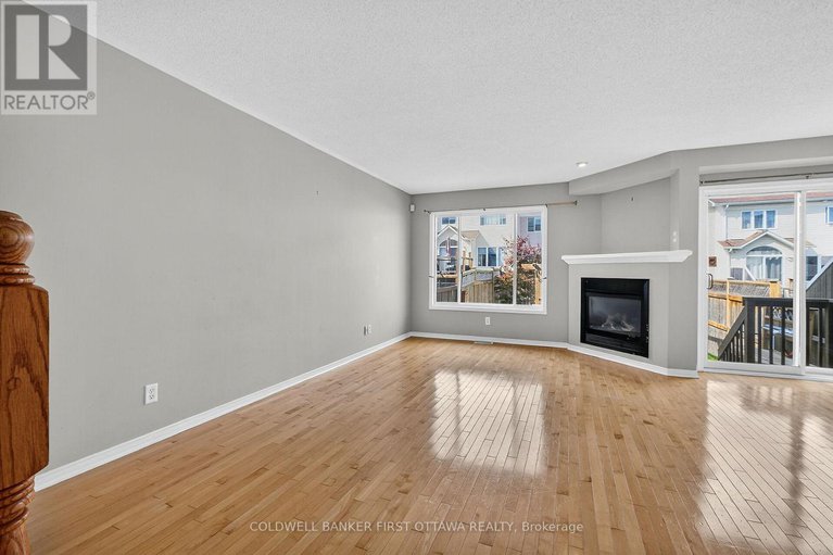 29109622/1249-klondike-road/morgans-grantsouth-march/ottawa/ontario/K2W1E1_11