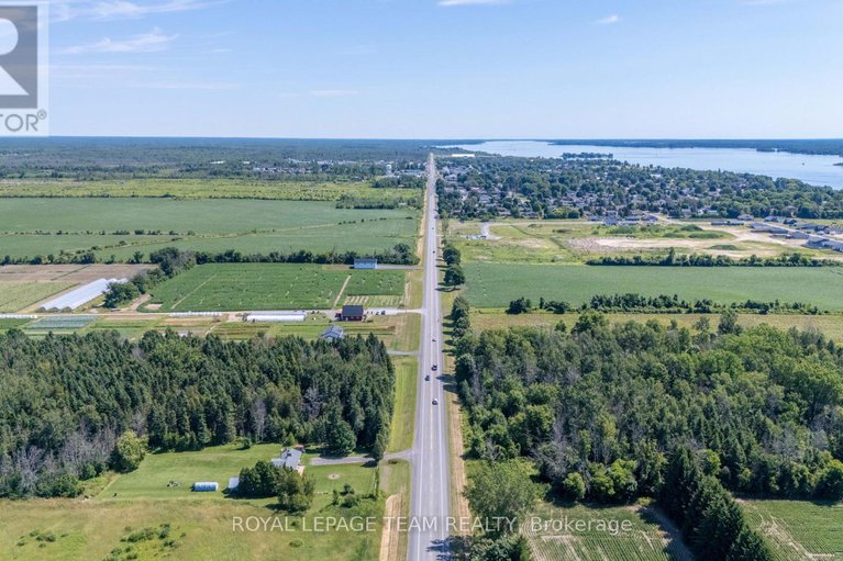 28652632/12135-county-road-2-road/south-dundas-williamsburgh-twp/south-dundas/ontario/K0C1X0_44
