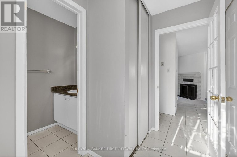 29325889/273-kinglet-way/chatelaine-village/ottawa/ontario/K1E2T9_5