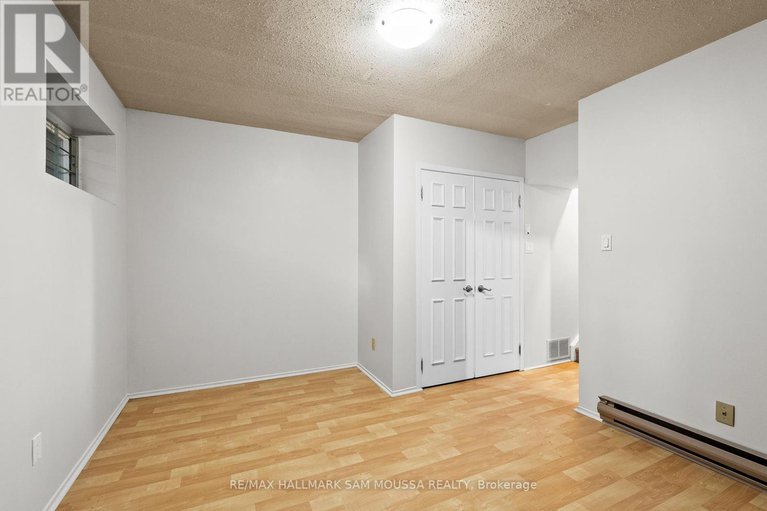 28887713/4-60-greenfield-avenue/ottawa-east/ottawa/ontario/K1S0X7_30