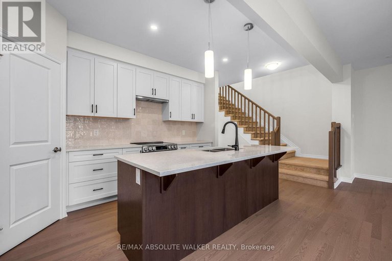 29256463/702-du-rivage-street/town-of-rockland/clarence-rockland/ontario/K4K0K1_6