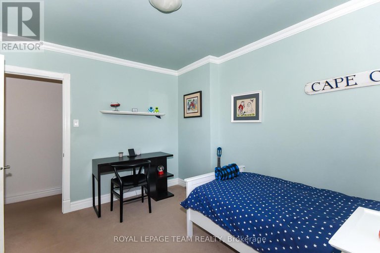 29074651/902-broadview-avenue/mckellar-heights/ottawa/ontario/K2A2M5_28
