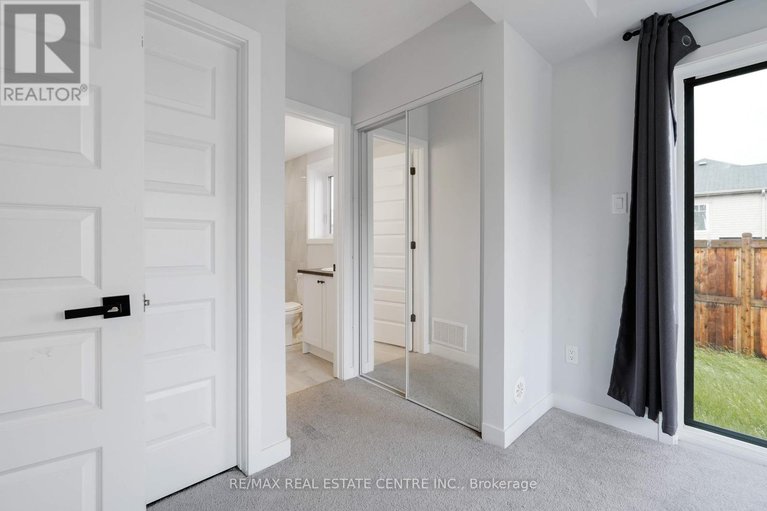 28536719/740-kinstead-pvt-private/stittsville-north/ottawa/ontario/K2S3B3_7