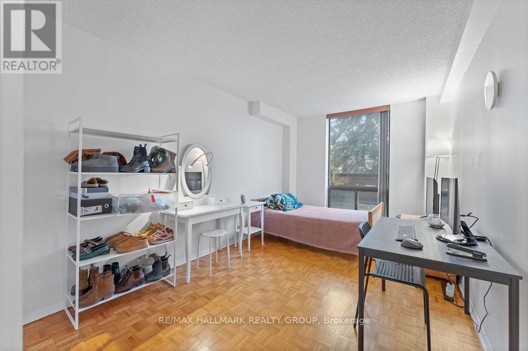 29070470/350-505-st-laurent-boulevard/viscount-alexander-park/ottawa/ontario/K1K3X4_23