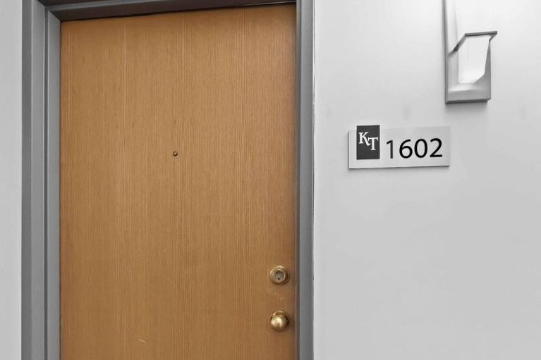 29585548/1602-199-kent-street-n/ottawa-centre/ottawa/ontario/K2P2K8_13