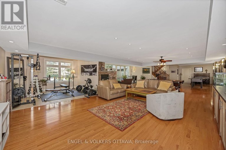 28739995/1836-whitemarsh-crescent/kanata-north-west/ottawa/ontario/K2W1B5_37