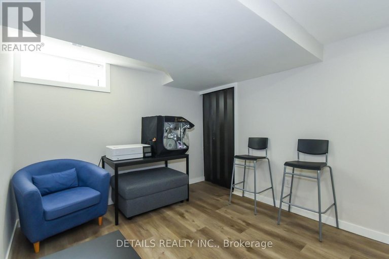 29661613/1222-field-street/bel-air-park/ottawa/ontario/K2C2R2_41