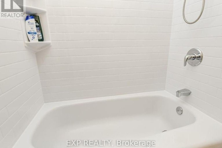 28853608/306-6376-bilberry-drive/orleans-wood/ottawa/ontario/K1C4P6_21