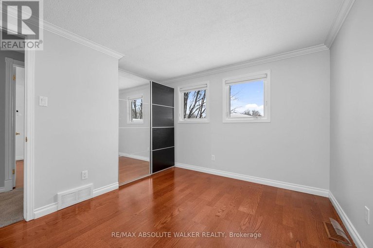 29318478/944-raftsman-lane/convent-glen/ottawa/ontario/K1C2V8_36