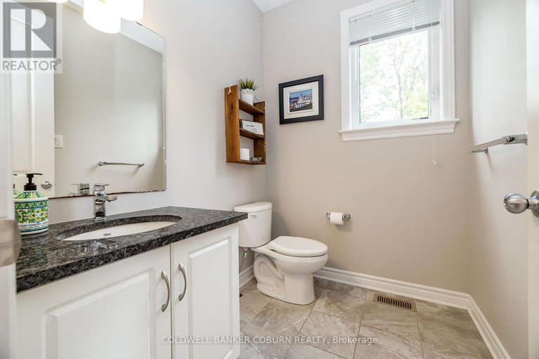 28741167/549-osmond-daley-drive/huntley-ward-south-east/ottawa/ontario/K0A1L0_21