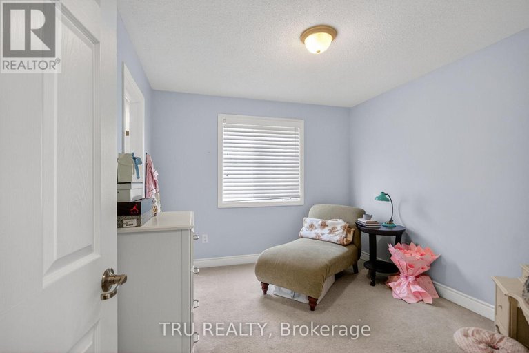 29443424/126-pinelock-street/emerald-meadowstrailwest/ottawa/ontario/K2M0L5_35