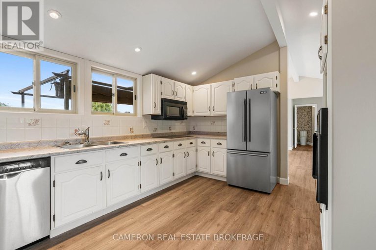 28787631/15474-manning-road/south-stormont-osnabruck-twp/south-stormont/ontario/K0C1M0_7
